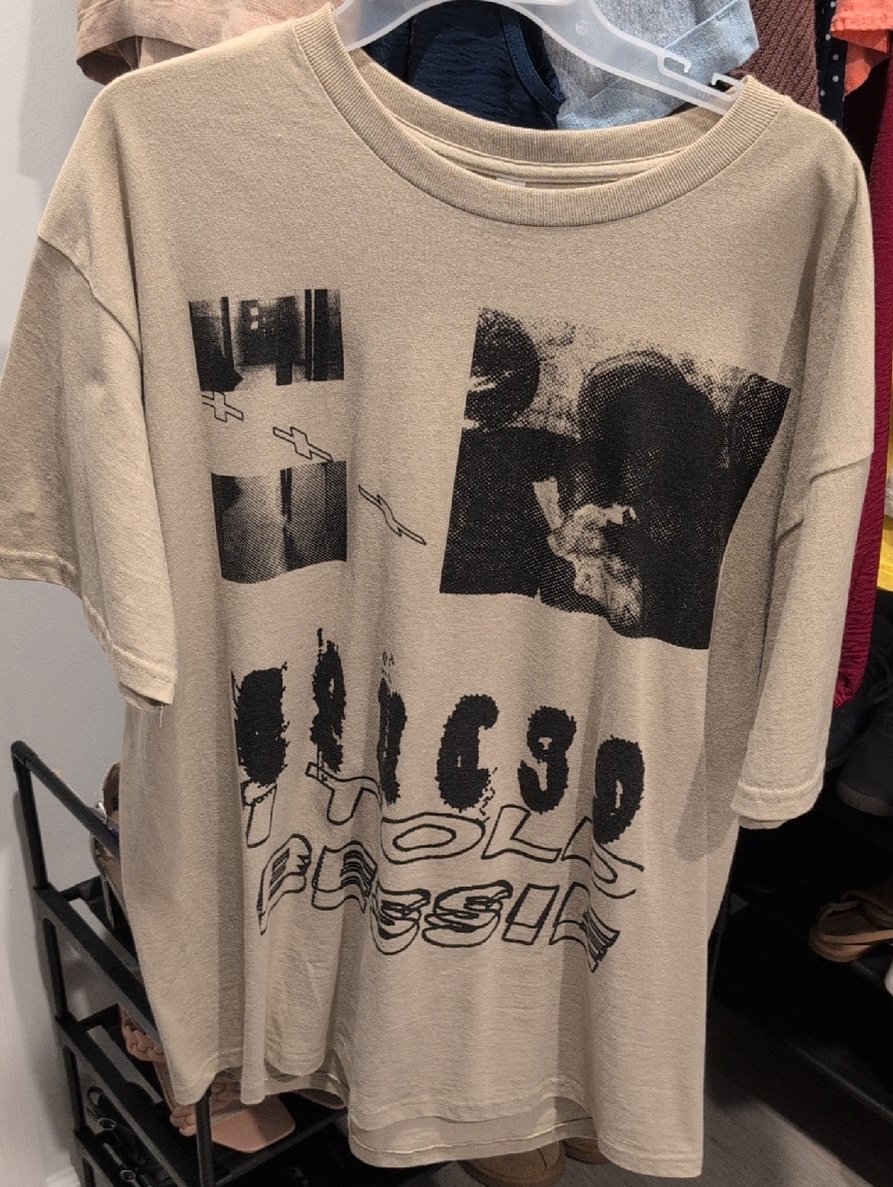 ELUCID ARMAND HAMMER Beige Graphic Short-Sleeve Tee with Black Print